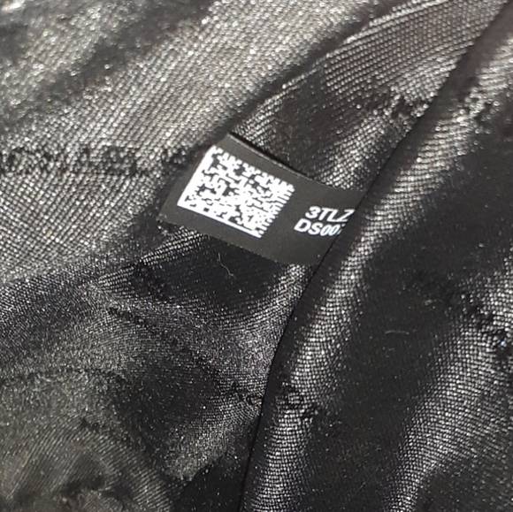 Michael Kors Selma Grommeted Medium Quilted Black Leather Tote/Crossbody - Picture 9 of 9